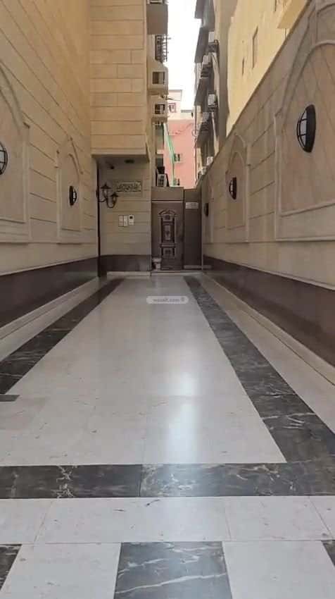 شقة 4 غرف في المروة 8