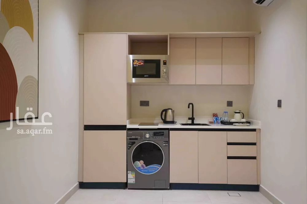 شقة 1 غرف في العارض 6