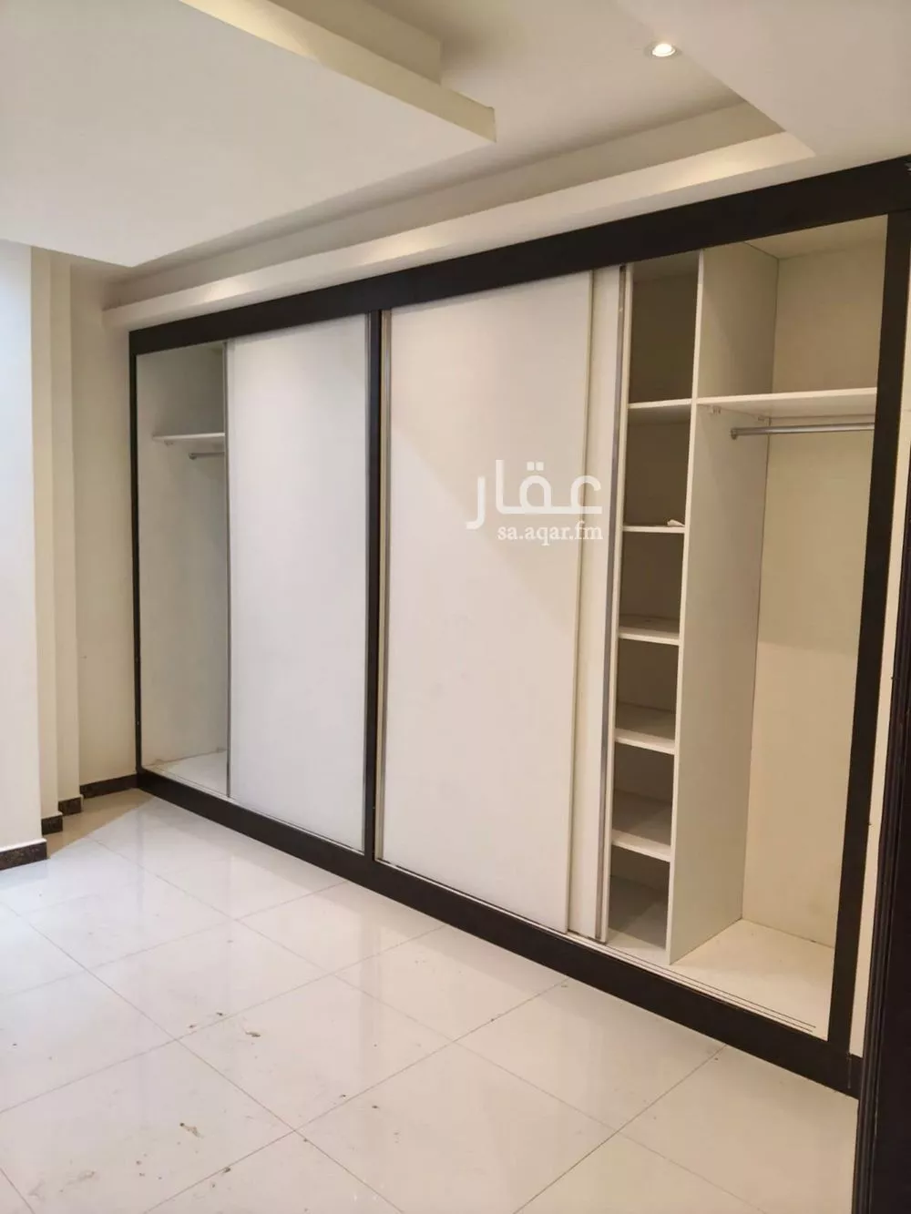 شقة 1 غرف في الوادي 5