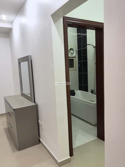 شقة 6 غرف في المروة 3