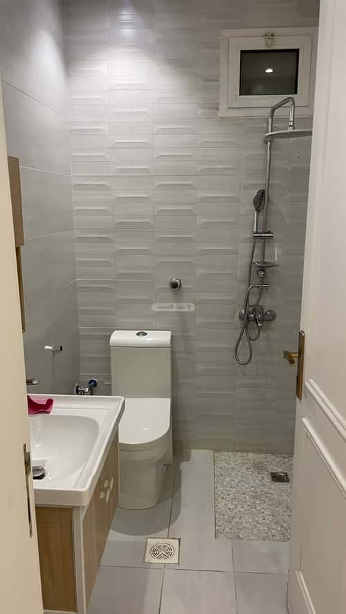 فيلا 8 غرف في الصالحية 11