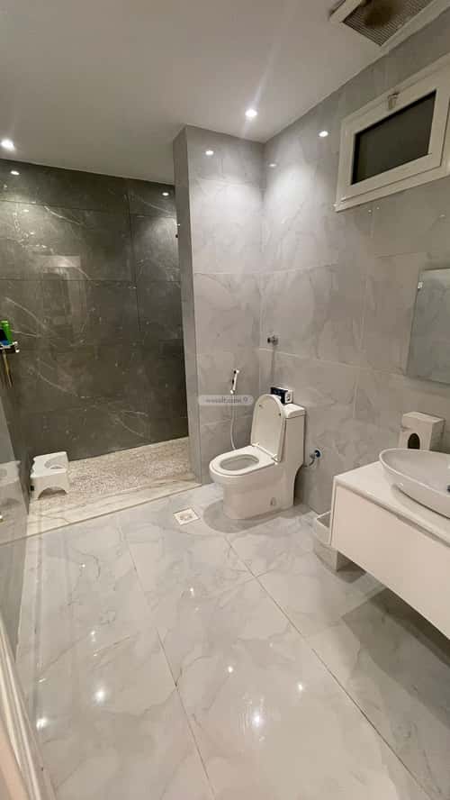 فيلا 8 غرف في الصالحية 9