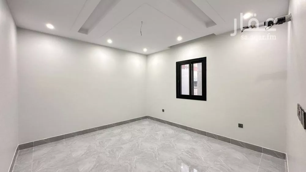 شقة 4 غرف في المروة 4