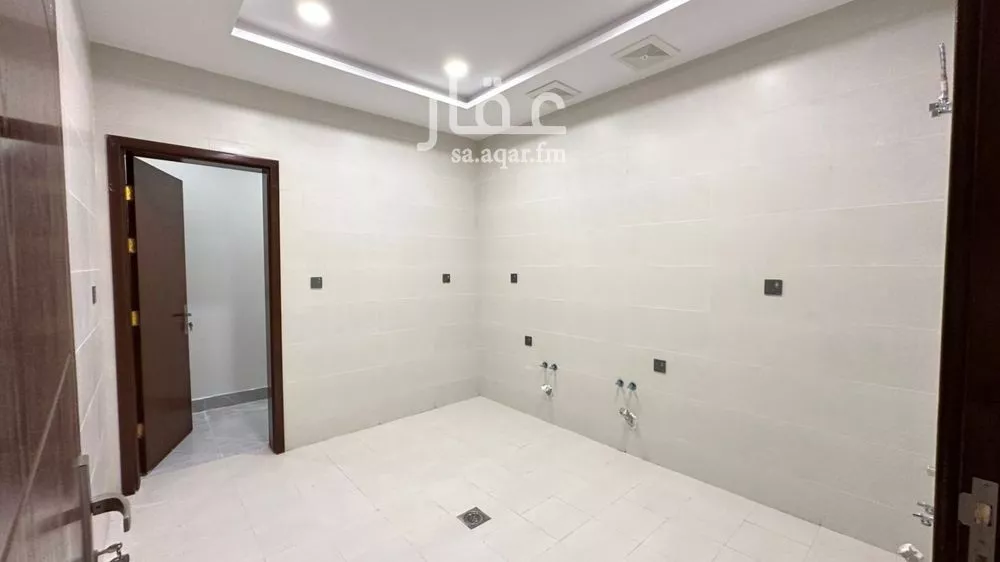 شقة 4 غرف في المروة 7