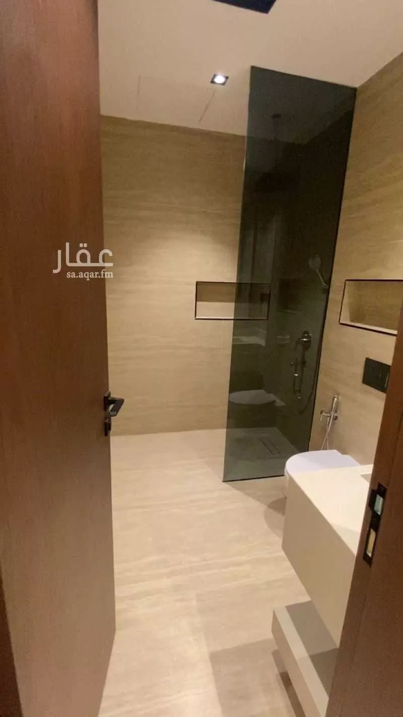 4 bedroom villa in Al Farouq 14