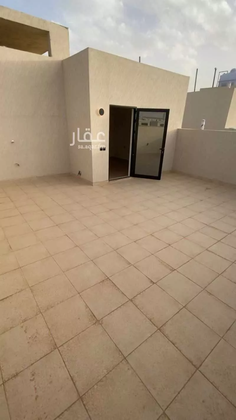 4 bedroom villa in Al Farouq 18