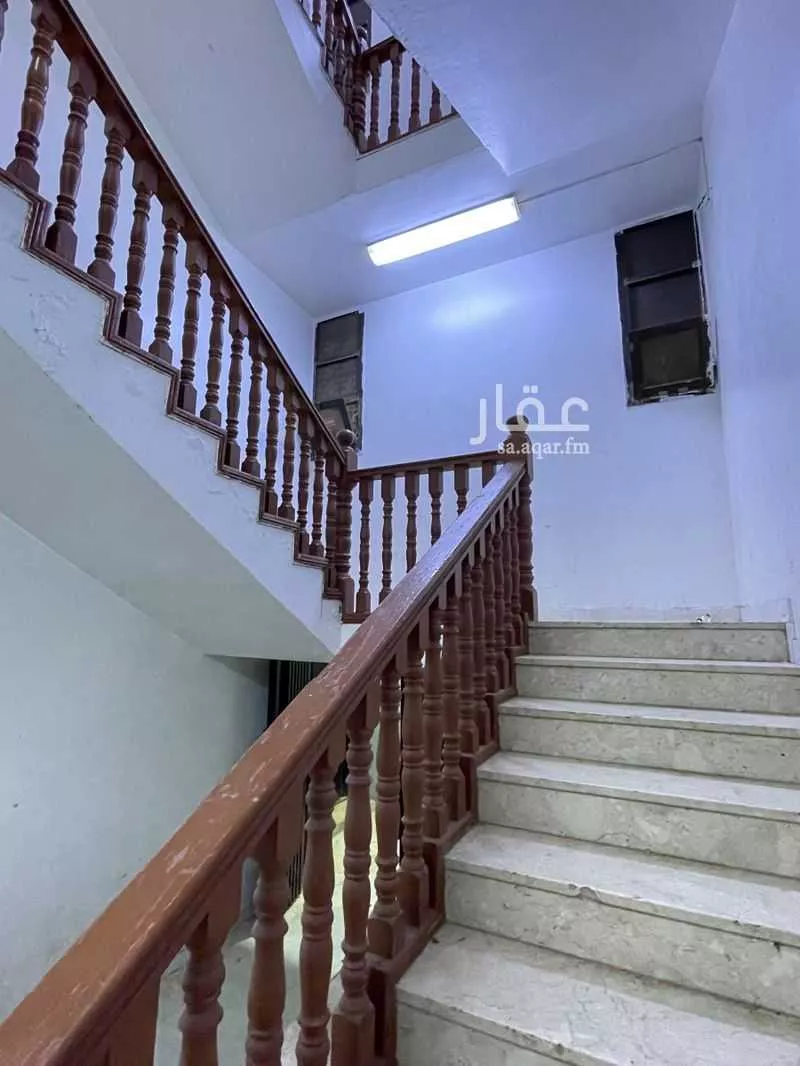 شقة 1 غرف في الريان 4