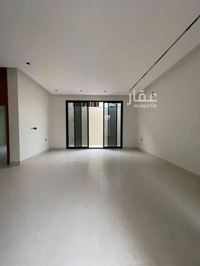 فيلا 5 غرف في العارض 3