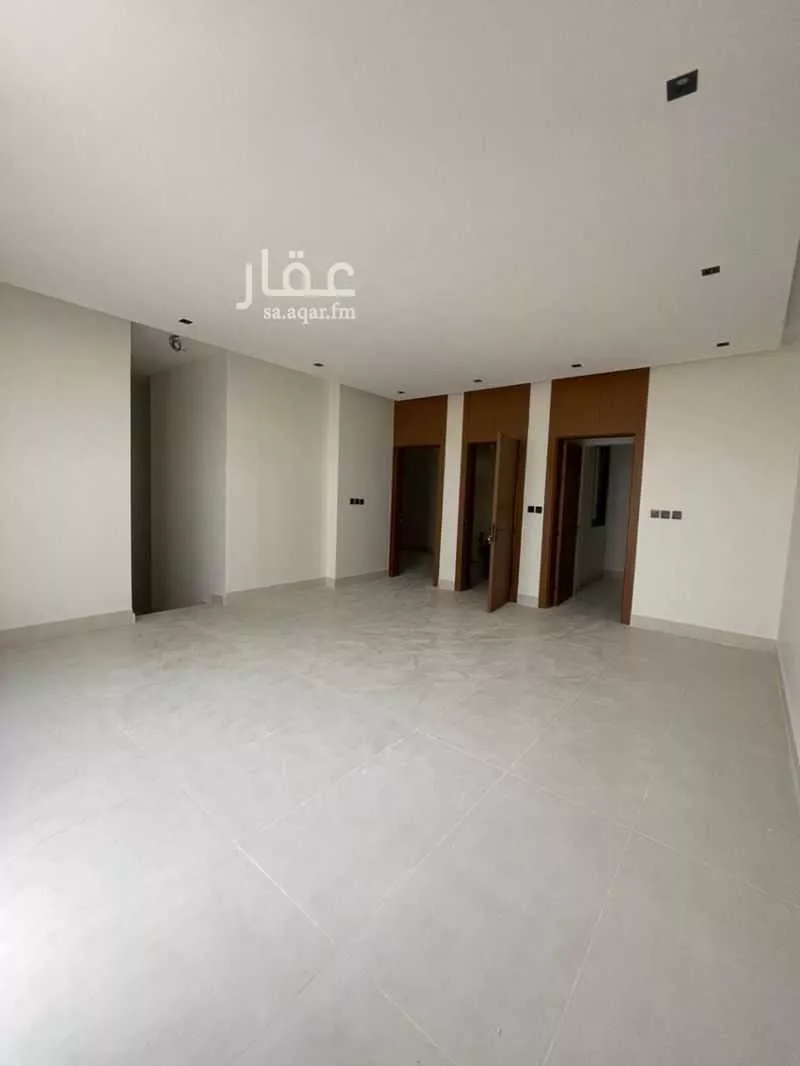 فيلا 5 غرف في العارض 9