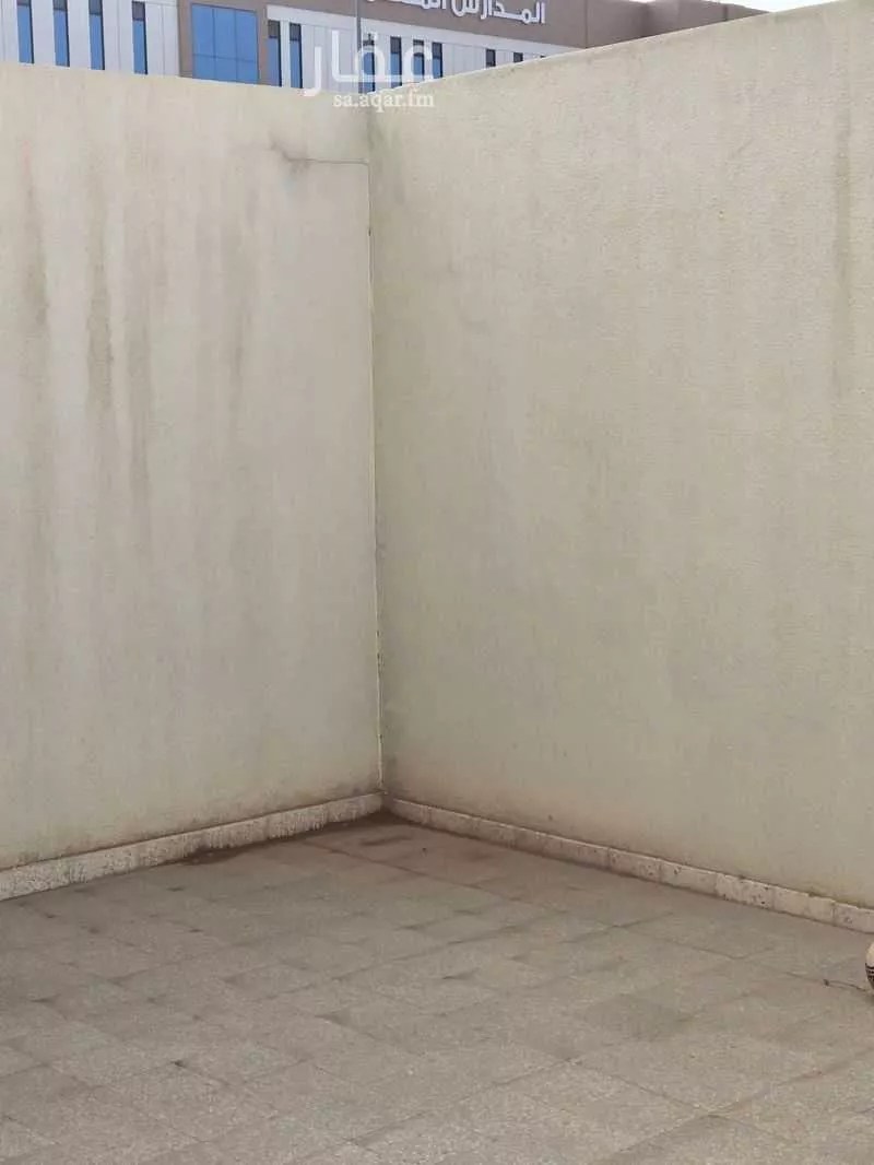 شقة 4 غرف في القادسية 11