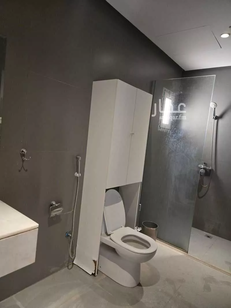 شقة 4 غرف في القادسية 4