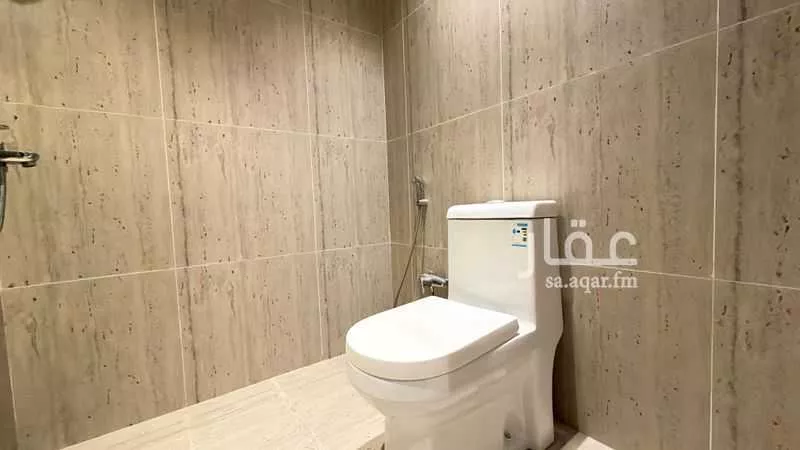 شقة 3 غرف في عرقة 11