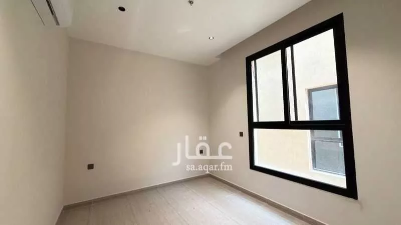 شقة 3 غرف في عرقة 8