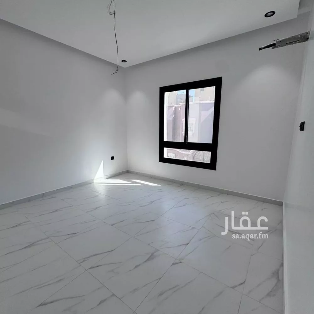 شقة 4 غرف في السلامة 13