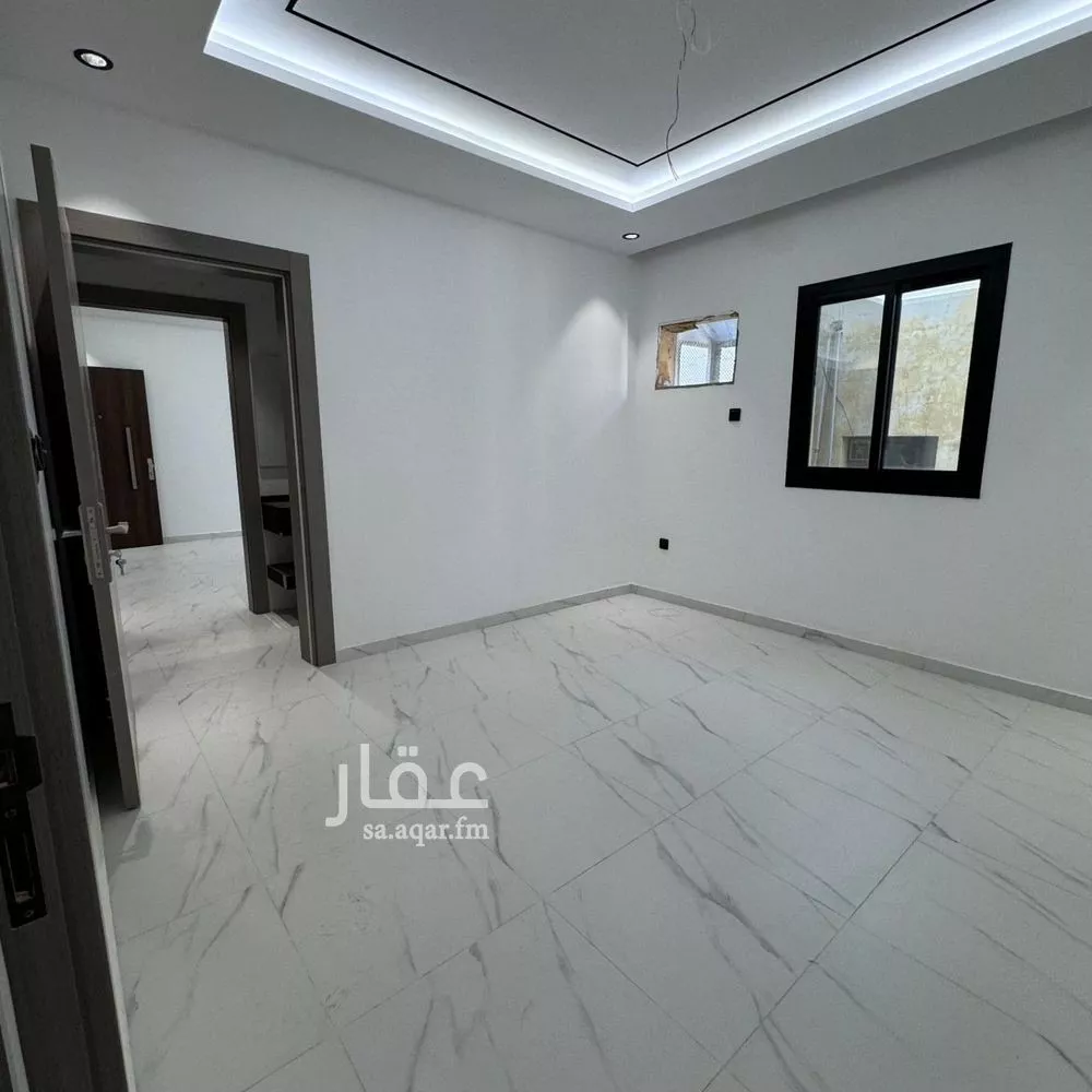 شقة 4 غرف في السلامة 10