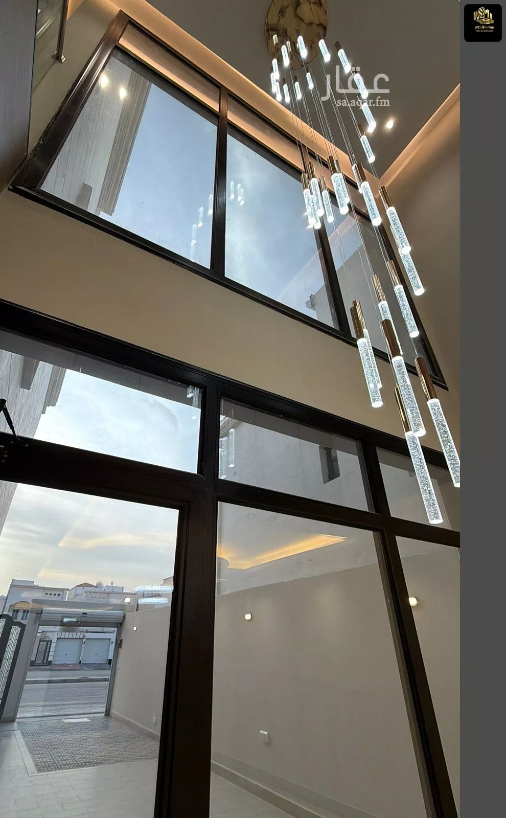 فيلا 8 غرف في اللؤلؤ 9