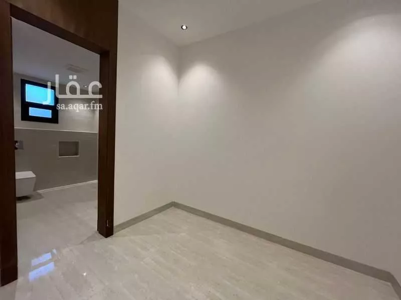 فيلا 8 غرف في المهدية 9