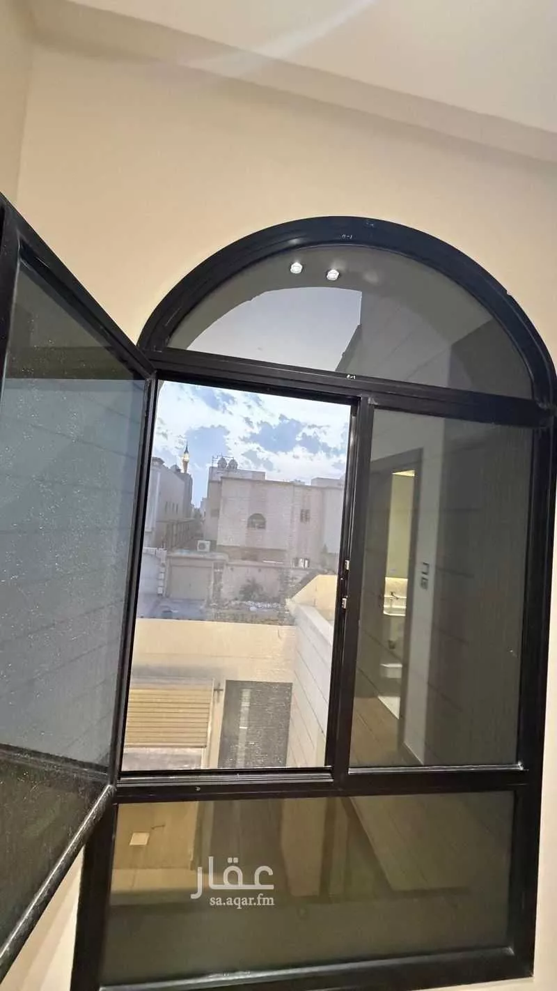 فيلا 7 غرف في الصواري 10