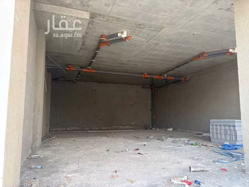 محل 747 م² في عين الخيف 6