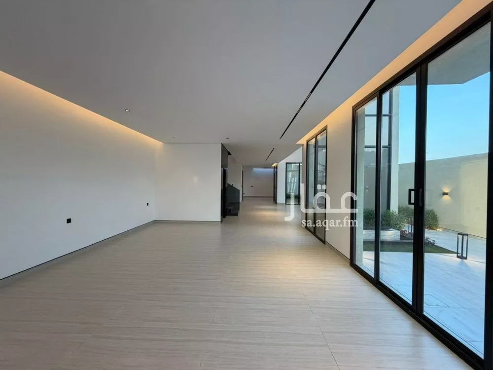 فيلا 4 غرف في العارض 4