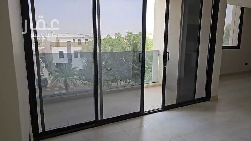 3 bedroom apartment in Al Maseef 10
