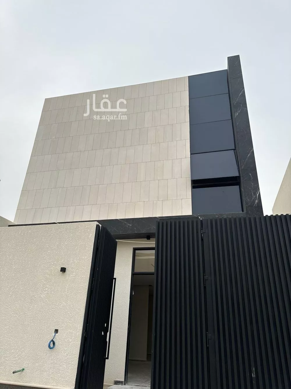 5 bedroom villa in Al Narjis 10