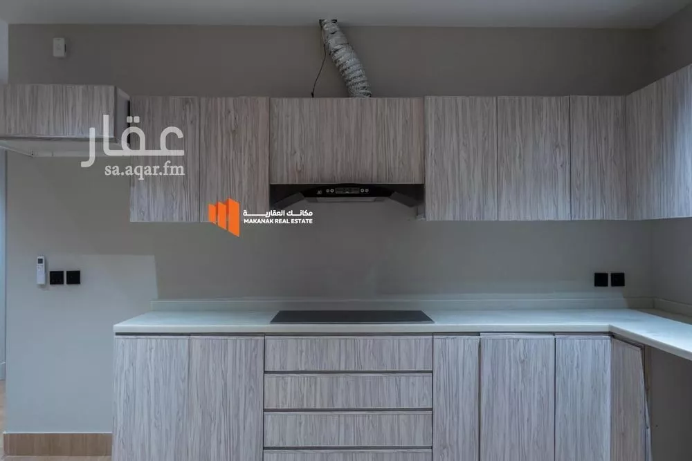 شقة 3 غرف في الحمرا 16