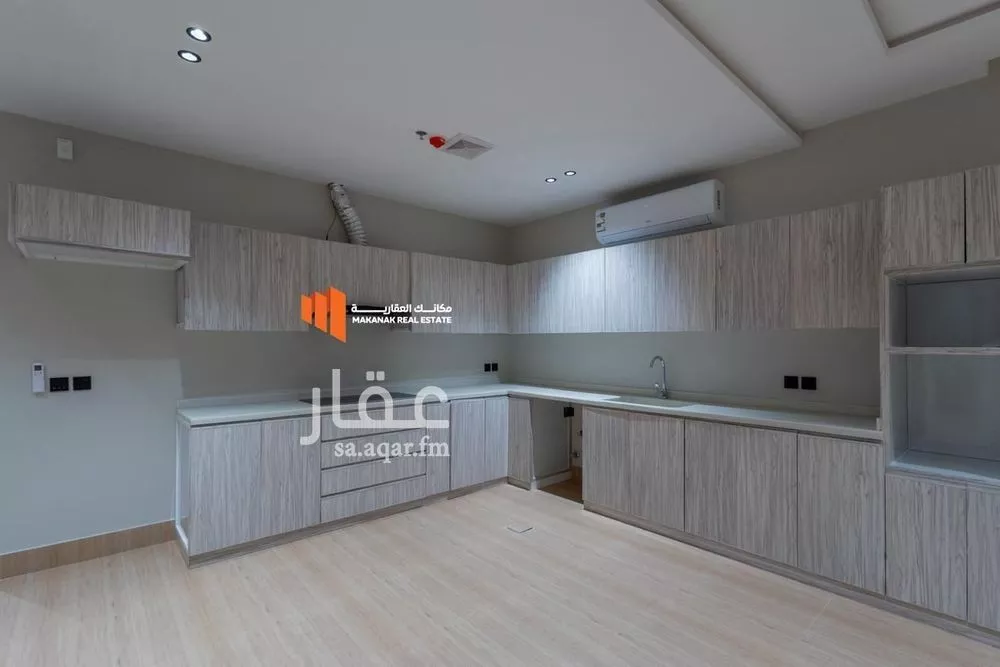 شقة 3 غرف في الحمرا 18