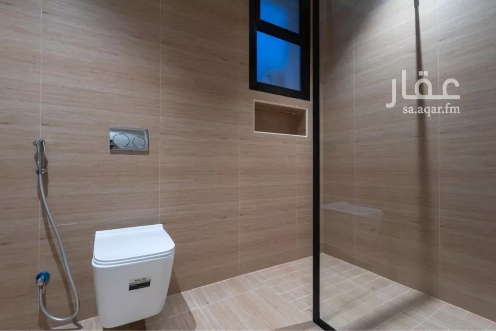 شقة 3 غرف في الحمرا 13