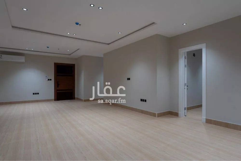 شقة 3 غرف في الحمرا 15