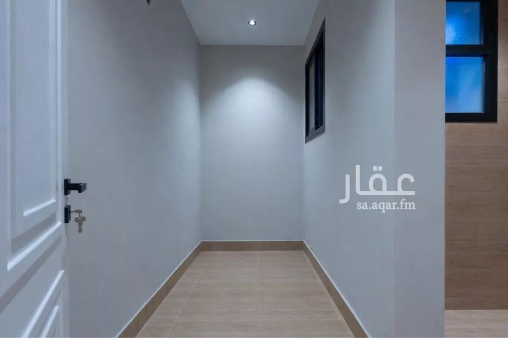 شقة 3 غرف في الحمرا 22