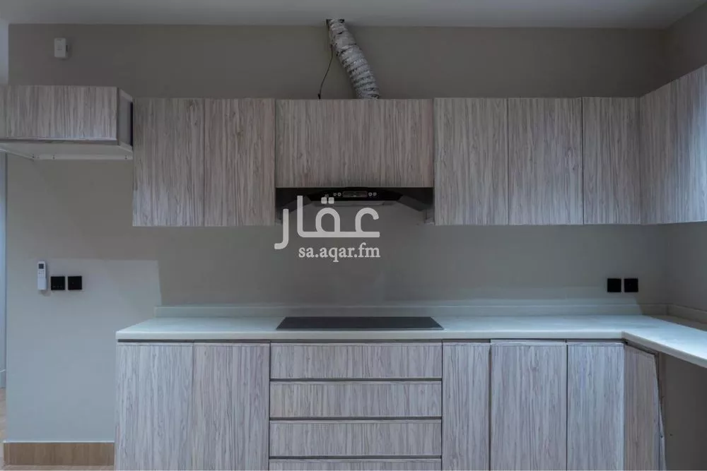 شقة 3 غرف في الحمرا 23