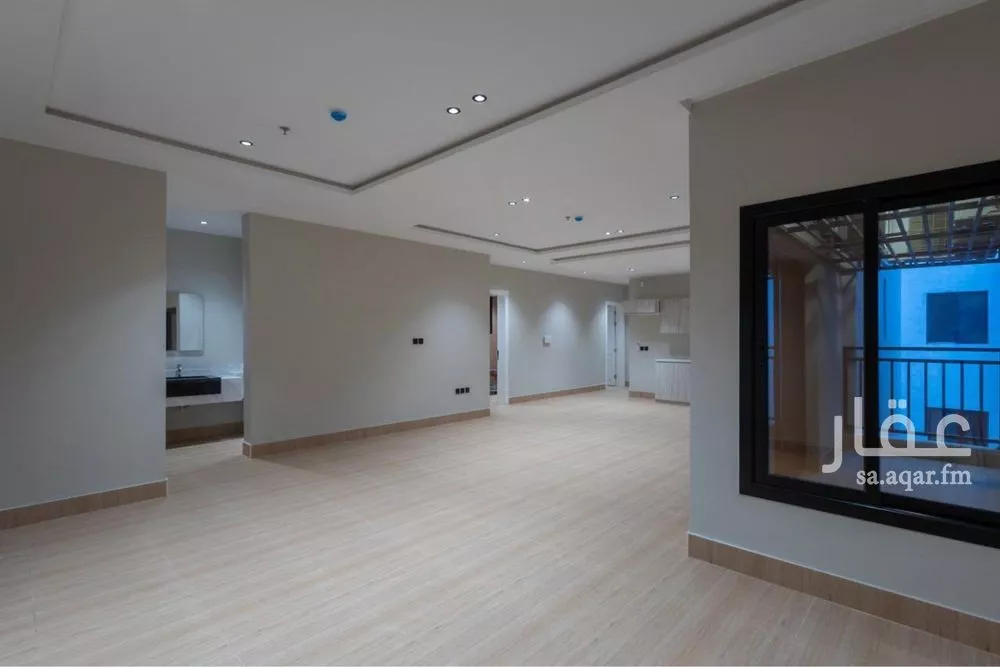 شقة 3 غرف في الحمرا 5