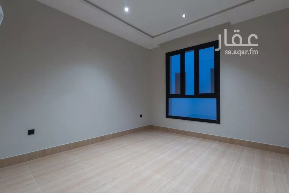 شقة 3 غرف في الحمرا 8