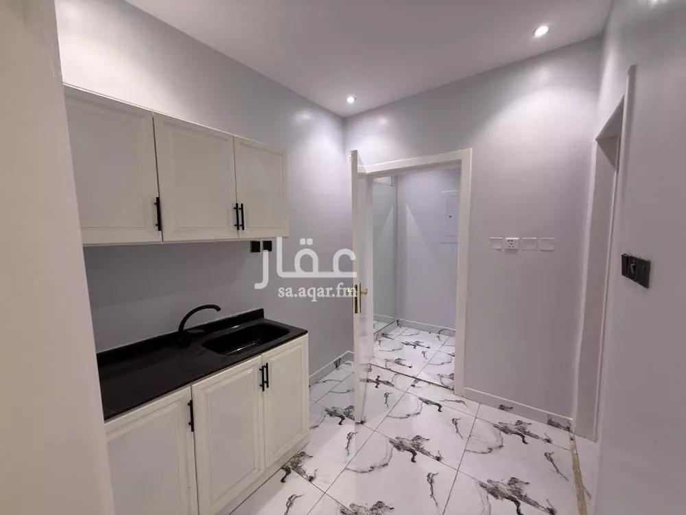 شقة 1 غرف في العقيق 5