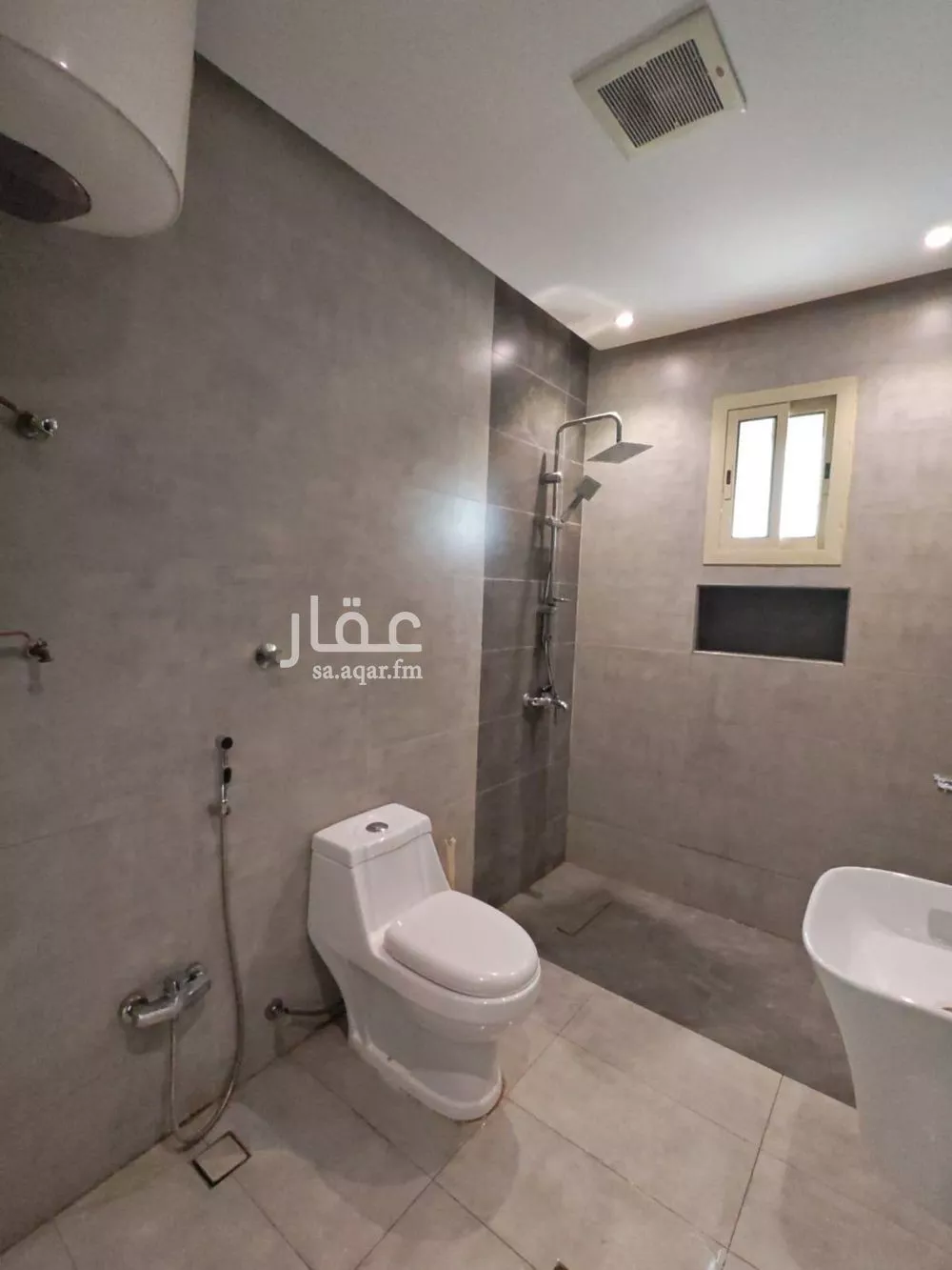 1 bedroom apartment in Al Rawdah 5