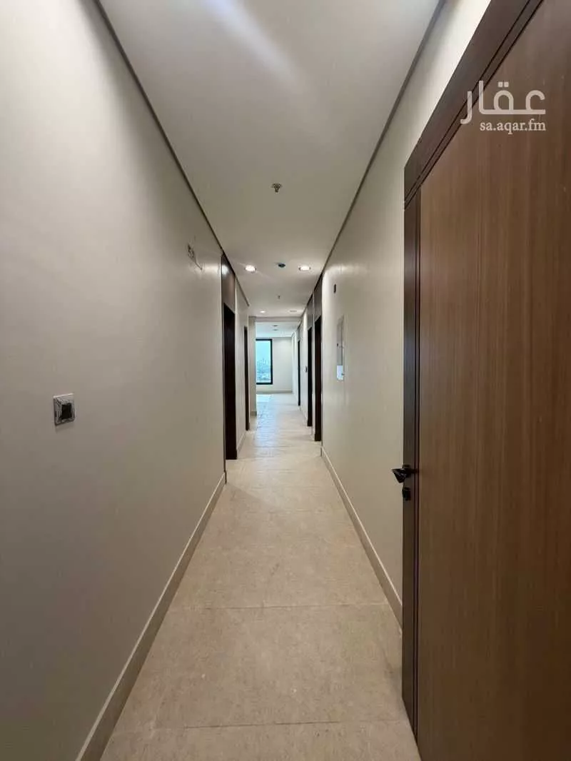 شقة 3 غرف في الحمرا 12