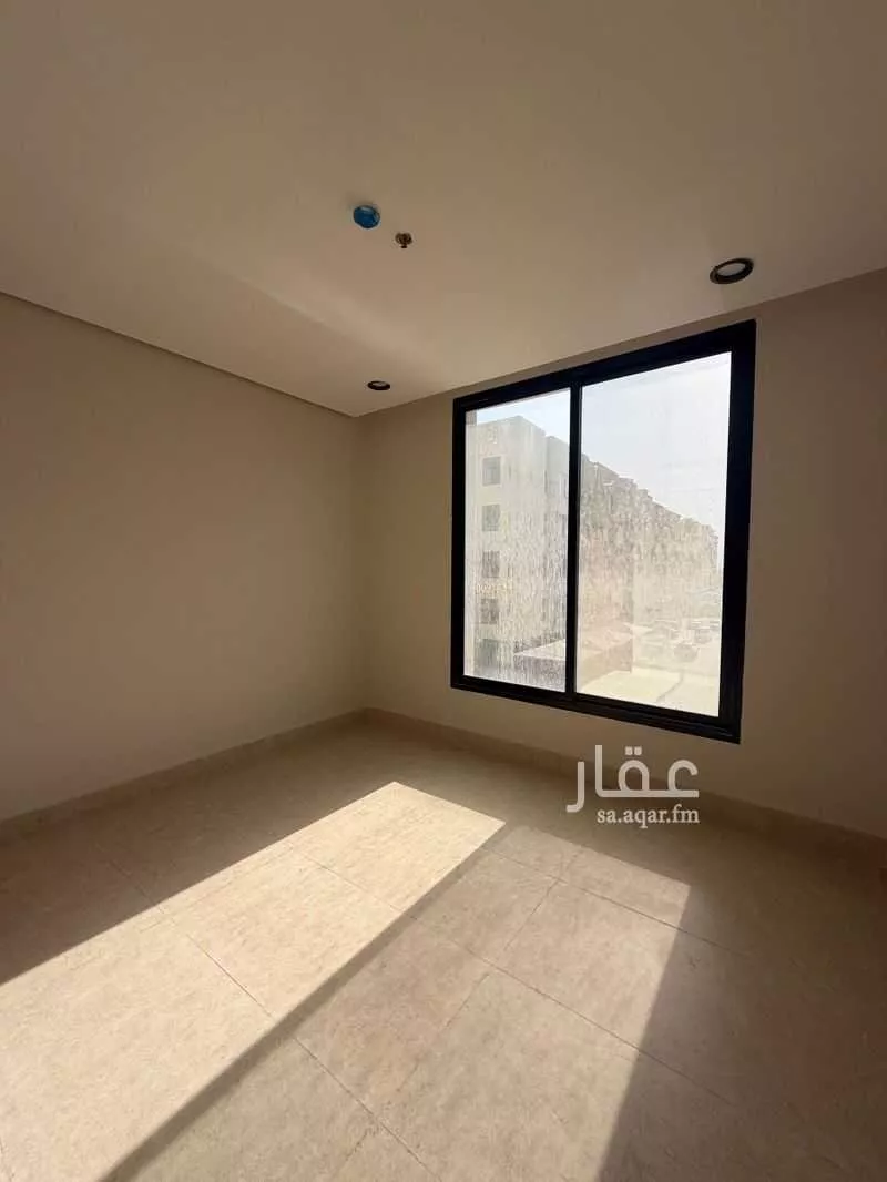 شقة 3 غرف في الحمرا 9