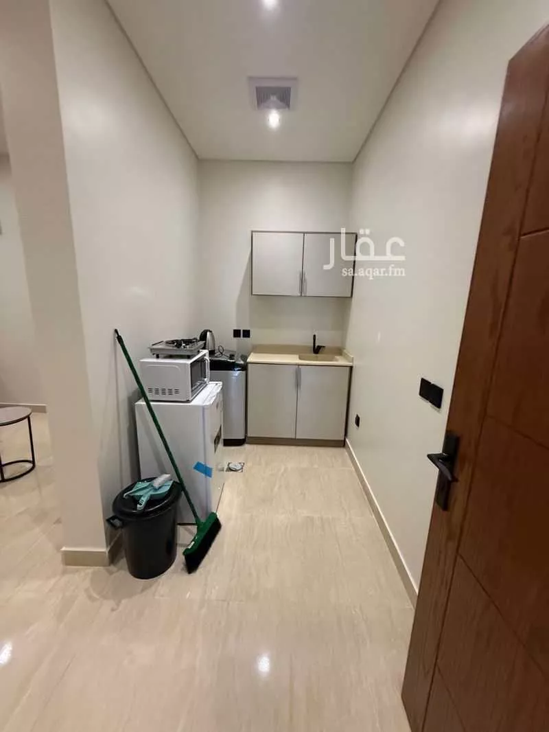 شقة 1 غرف في الثقبة 4