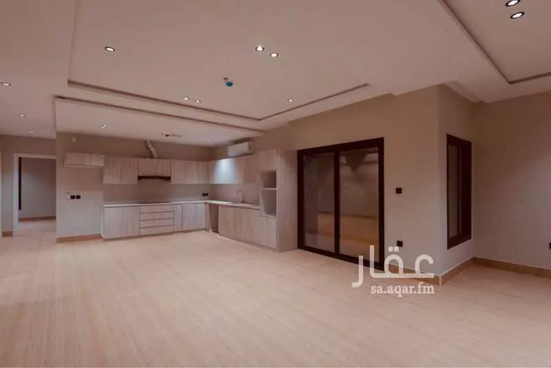 شقة 4 غرف في الحمرا 2