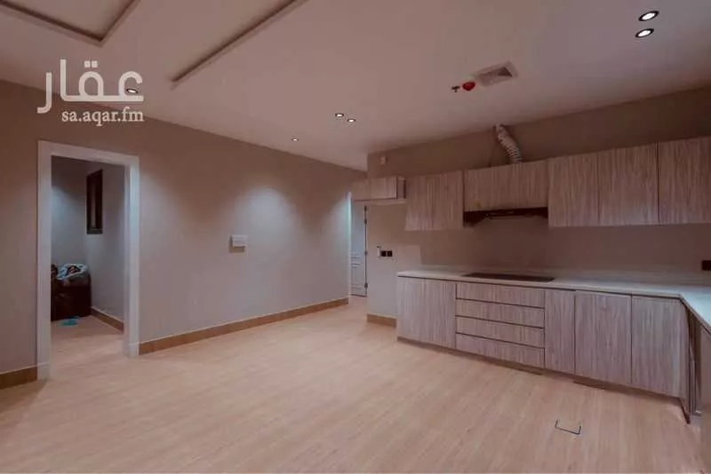 شقة 4 غرف في الحمرا 11