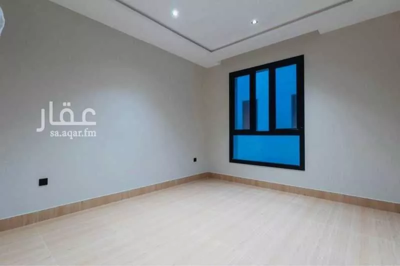 شقة 4 غرف في الحمرا 7