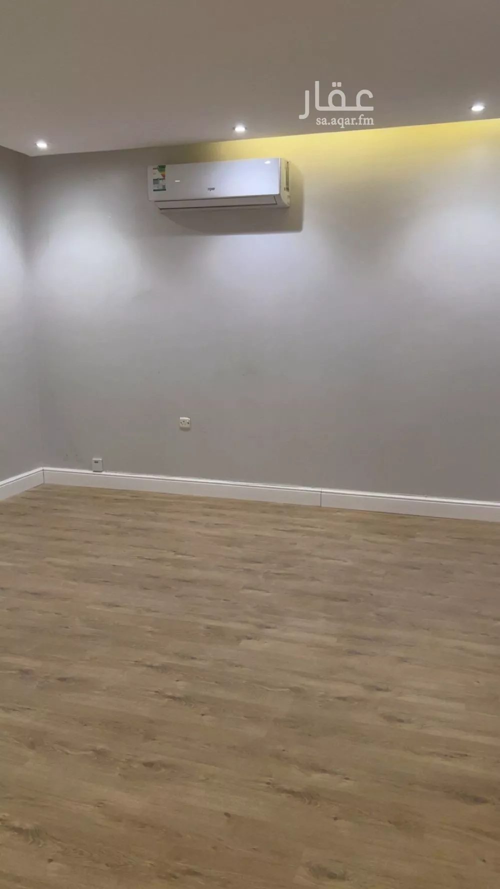 4 bedroom floor in Al Yasmin 11