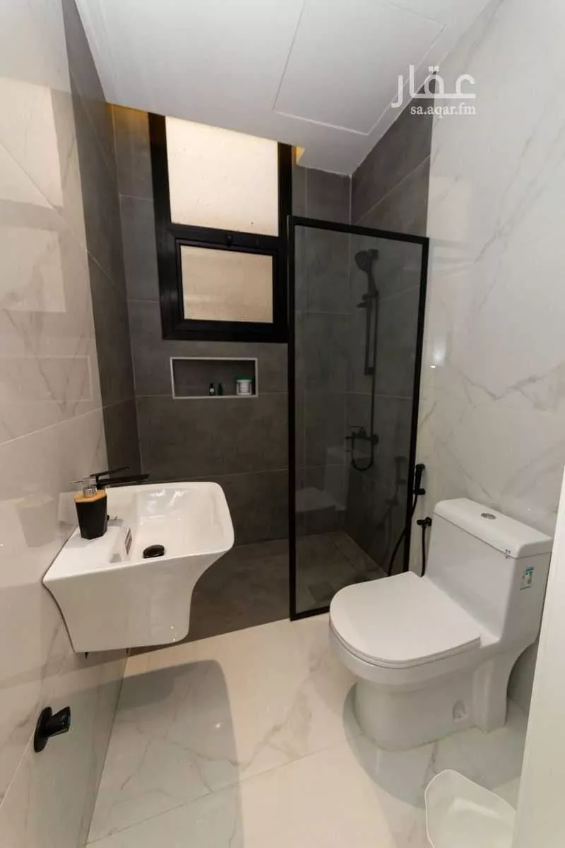 3 bedroom apartment in Al Aridh 7