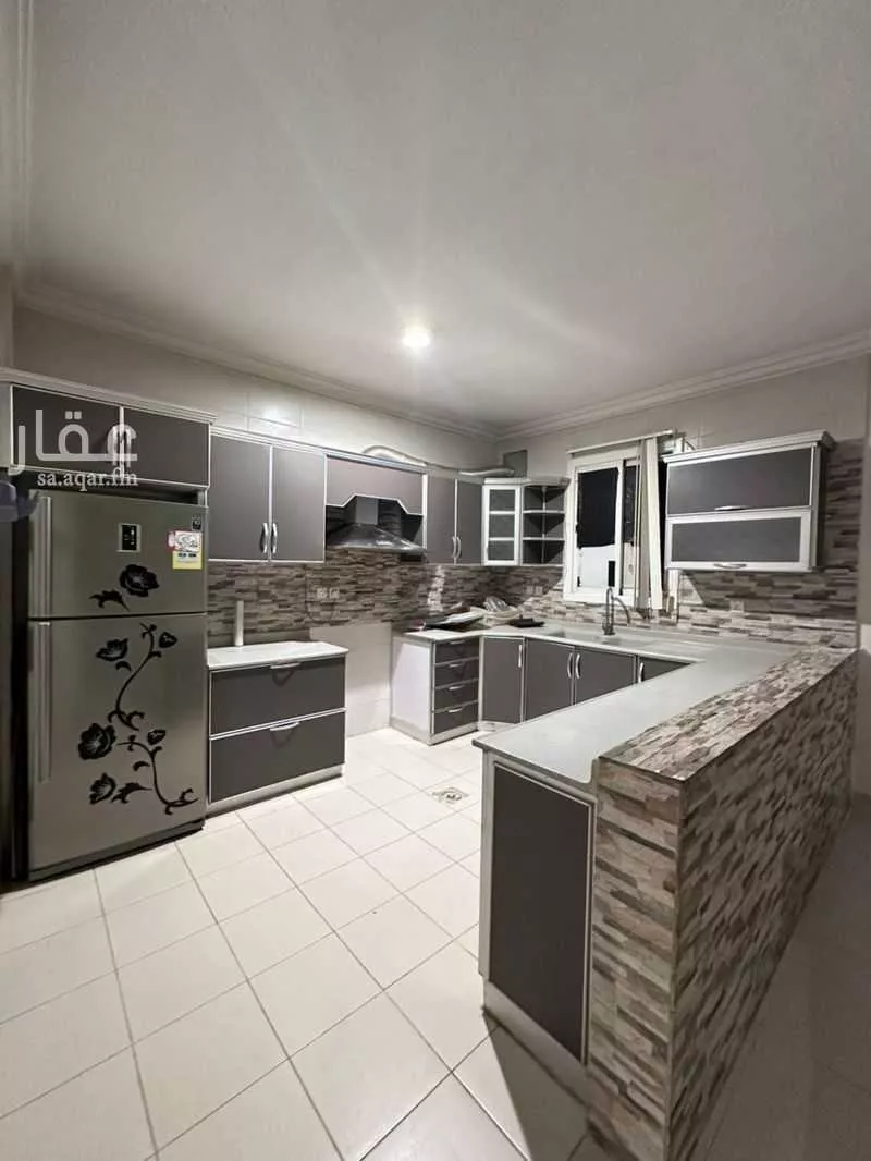 4 bedroom apartment in Al Yasmin 7