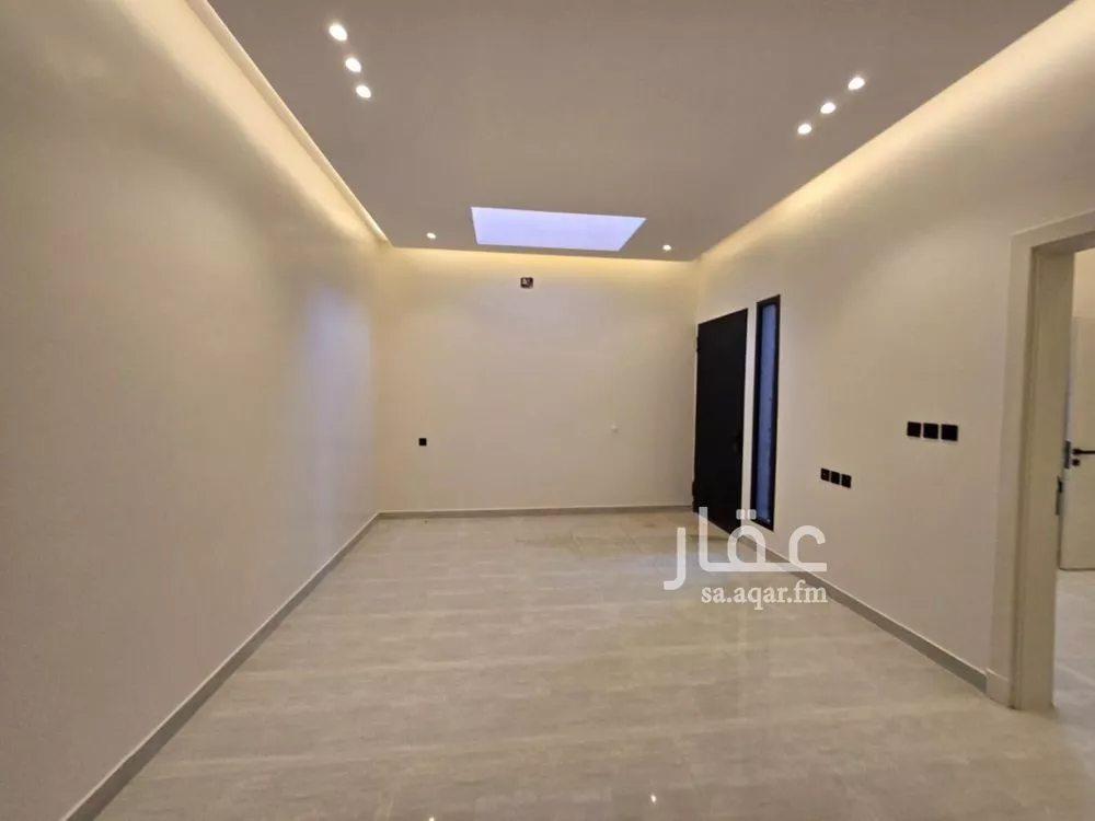 3 bedroom floor in As Suwaidi 4