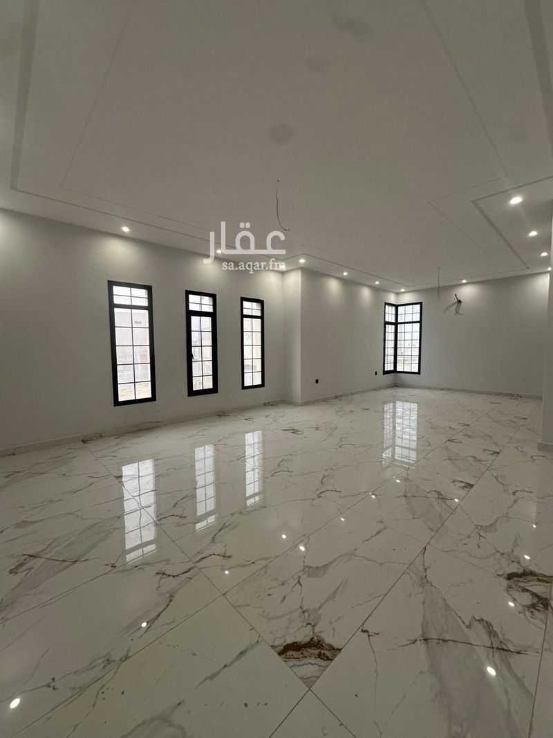 3 bedroom villa in Al Sawari, Jeddah 6