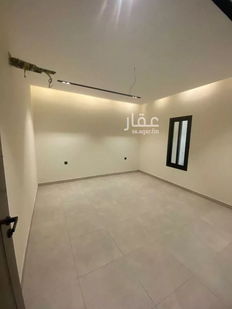 شقة 5 غرف في الريان 4