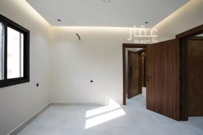 4 bedroom apartment in Al Salamah 6