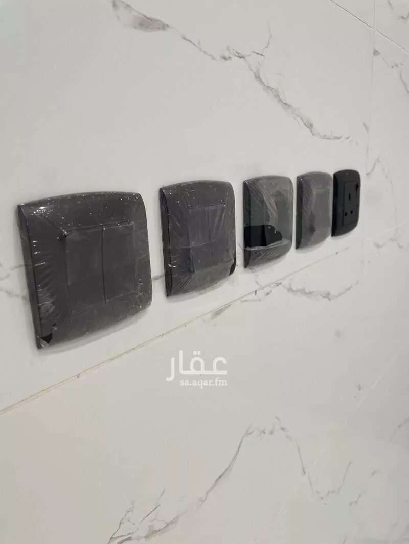 شقة 4 غرف في السلامة 14